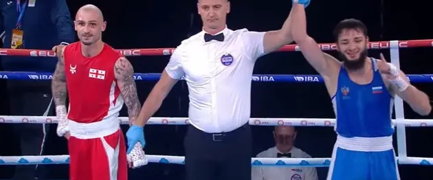 Грузинський боксер відмовився фотографуватися із росіянином на чемпіонаті Європи